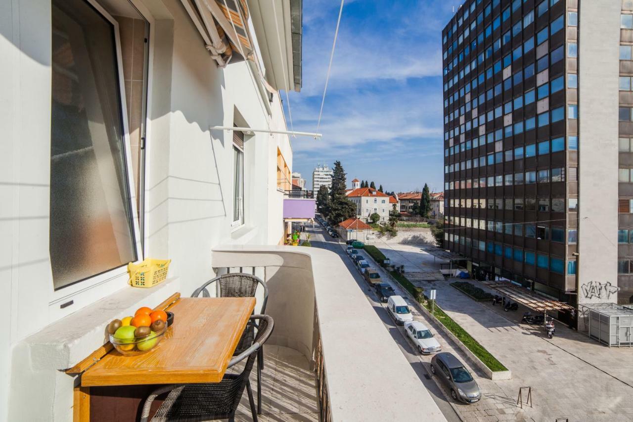 King'S View Apartment Split Exterior photo